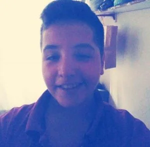 مقتل مراهق عن طريق الخطأ في إزميت