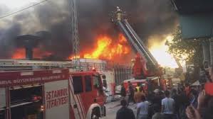 حريق كبير في مصنع بإسطنبول.. والسلطات تستنفر