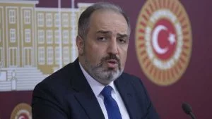 برلماني مفصول من العدالة والتنمية ينضم لفريق علي باباجان