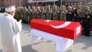 استشهاد جنديين تركيين