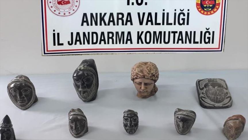 الامن التركي يضبط 14 تمثالا من العصر الهلنستي 1