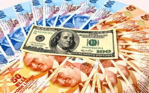 الليرة التركية تنتكس من جديد مقابل سلة العملات
