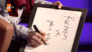 دون ان تنطق بأي كلمة.. تركية تفوز ببرنامج من سيربح المليون 1