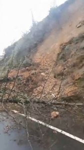 انهيار ارضي في ولاية ريزا.. وهذا هو السبب "صور" 3