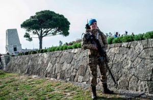 قائد ليبي: أسلحة متطورة وصلت مع القوة التركية (فيديو)