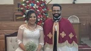 السيسي يمنح أسرة مسيحية رحلة حج!!