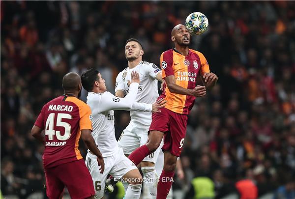 أستون فيلا يقترب من نجم جالطة سراي 5