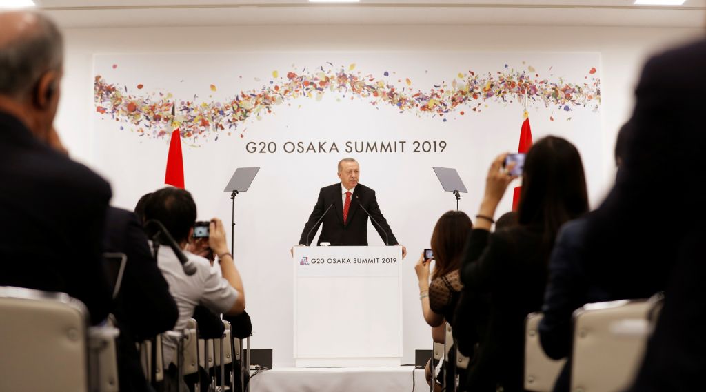 بالصور| أمير سعودي يوجه انتقادات حادة لـ"أردوغان" ويصف تصريحاته الأخيرة بـ"العنترية" 15