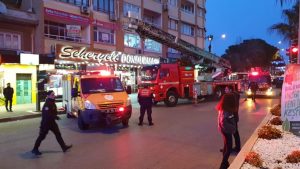 بالصور| محاولة انتحار فتاة في ساحة "نازلي" وتدخلات واسعة لإيقافها 9