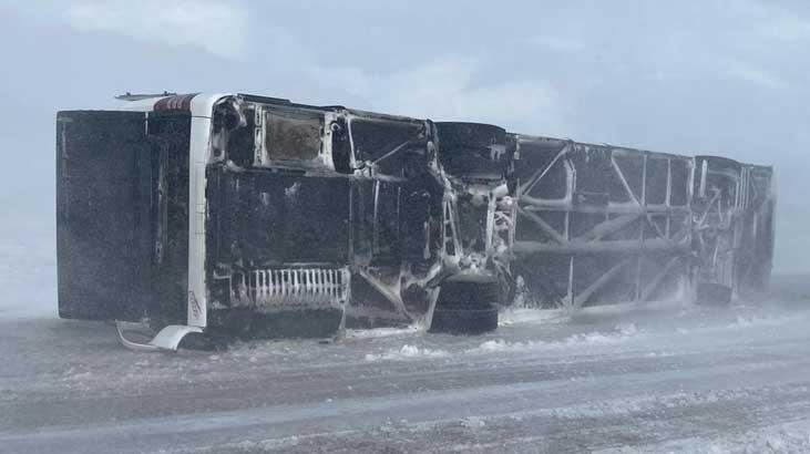 بالصور| انقلاب حافلة ركاب خاصة وسط البلاد وعمليات الإغاثة متواصلة 27