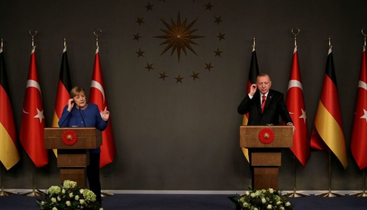 جانب من مؤتمر الرئيس التركي والمستشارة الألمانية أنجيلا ميركل