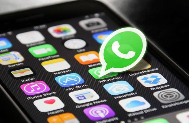 شعار تطبيق واتساب الشهير والأكثر شعبية حول العالم