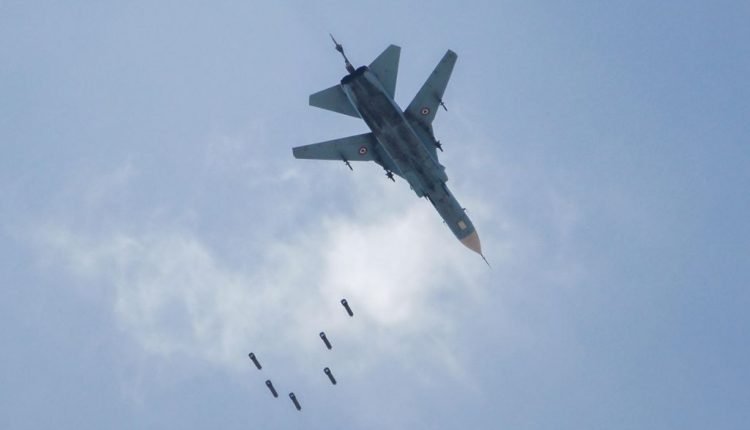 طائرة حربية تتبع لقوات اللواء المتقاعد خليفة حفتر (أرشيف)