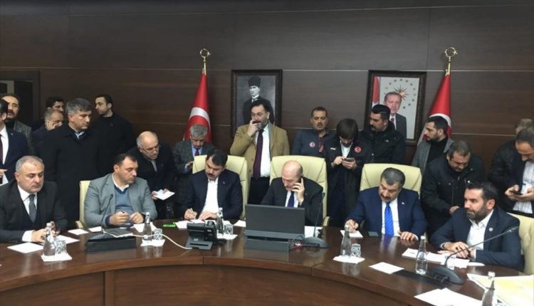 وزير الصحة التركي فخر الدين قوجه خلال مؤتمر صحافي مشترك عقد في ولاية ايلازيغ