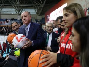 بالصور| نادي "برهان فيليك" يعود للخدمة.. "أردوغان": منح دراسية كاملة للرياضيين 3