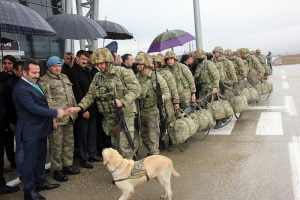 بالصور| دفعة "كوماندوز" و"قناصة تركية" جديدة لـ"إدلب" 3