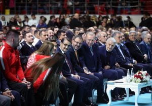 بالصور| نادي "برهان فيليك" يعود للخدمة.. "أردوغان": منح دراسية كاملة للرياضيين 5