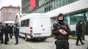 الشرطة التركية تفكك عصابة خطيرة في ديار بكر تتزعمها سيدة