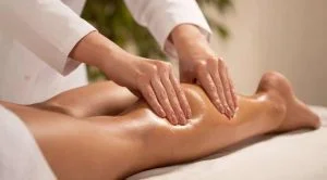 فضيحة جنسية تهز الكويت.. ماعلاقة معاهد المساج