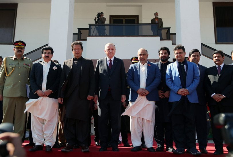  ماذا لو خاض "أردوغان" الانتخابات في باكستان؟.. عمران خان يجيب (فيديو) 13