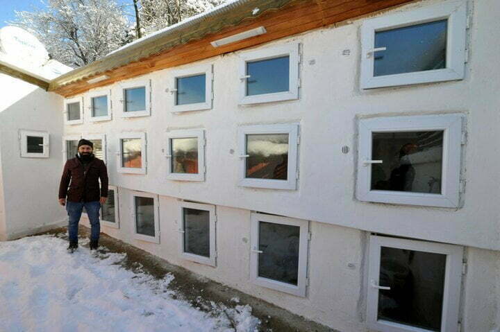 تركي يبيع دواجن غريبة وصل سعر الواحدة منها 9 آلاف ليرة (صور) 5