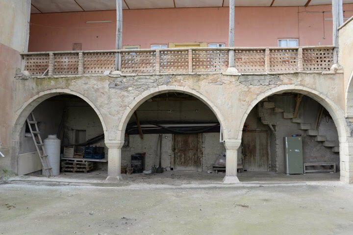 قصر بيزادة أفندي التاريخي بقي صامدا أمام زلزال إيلازيغ (صور) 11