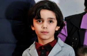 ميكائيل آقار