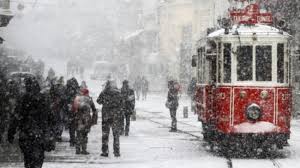الثلوج تزور إسطنبول نهاية الأسبوع