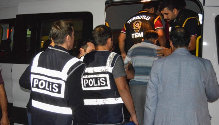 اعتقال ضباط جدد من الجيش التركي بتهمة الانضمام لتنظيم غولن