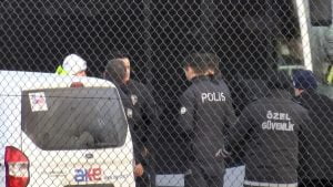 إصابة مواطن إثر صدمه من مركبة "المتروبوس" في إسطنبول 7