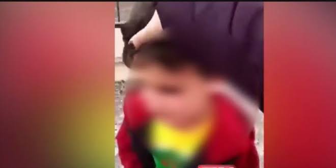 بالفيديو| معلمة تركية تُعنف طفلًا في "الابتدائية".. "التعليم" ترد بإنهاء خدمتها فورًا 3