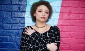 بالصور| ابنته مخرج أميركي شهير تعلّن نيتها تصوير فليمًا "إباحيًا" 15