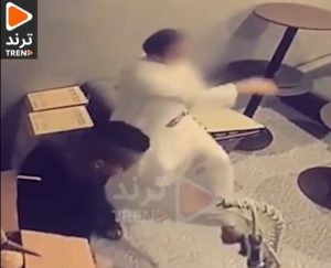 صفعه مرتين على وجهه.. كويتي يعتدي على عامل مصري داخل مقر عمله (فيديو)