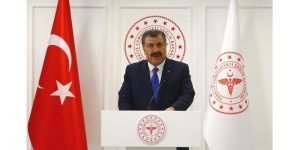 وزير الصحة التركي يعلن موعد انتهاء فيروس كورونا ويوجه نصيحة للأتراك