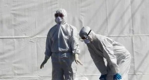 ولادة طفل مصاب بكورونا من أمه حاملة الفيروس