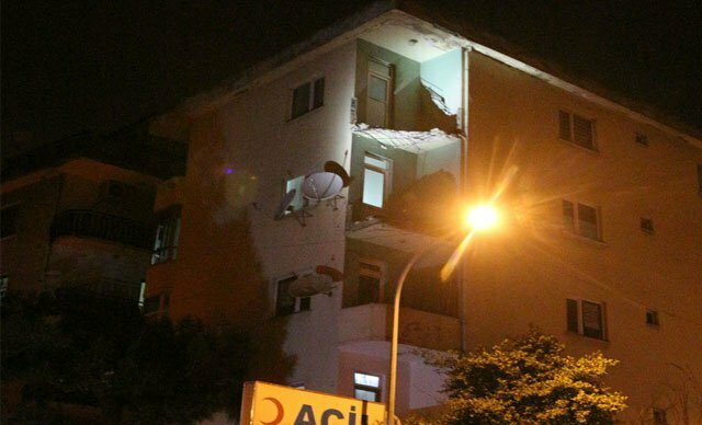 انهيار في أحد المباني باسطنبول وحالة من الذعر في المكان 35