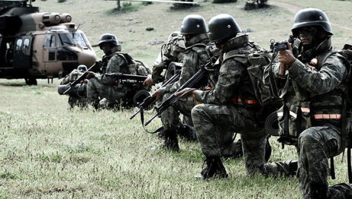 الكوماندوز التركي يحيّد 32 إرهابيا! 19