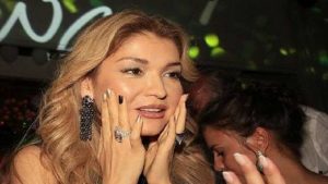 الحكم على ابنة أول رئيس لأوزبكستان بالسجن 13عاما!!