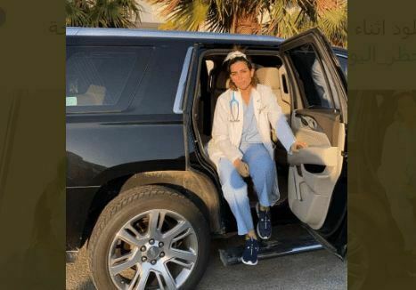 بعد إحراجها بسؤال عن نظافتها الشخصية.. شاهد هذا ما فعلته الدكتورة خلود في منزلها وأثارت حفيظة الكويتيين 5