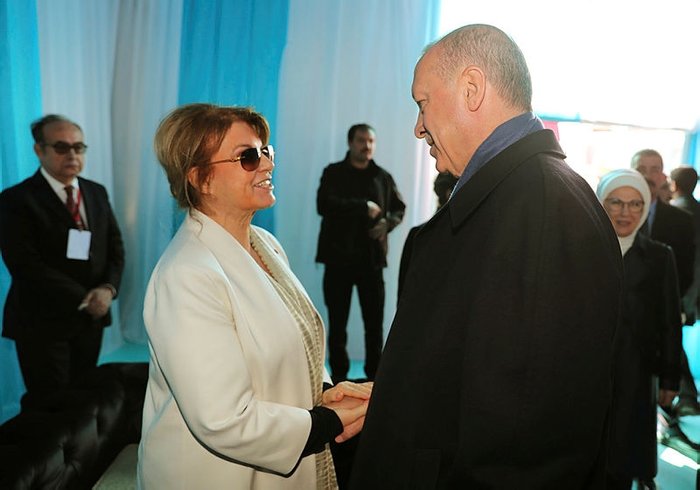 رئيسة الوزراء التركية السابقة تعلن تأييدها لعملية "درع الربيع" في إدلب 25