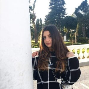 بالصور| "أمي".. آخر كلمة للطالبة "شاهين" قبل وفاتها بحادث سير شرق البلاد 3