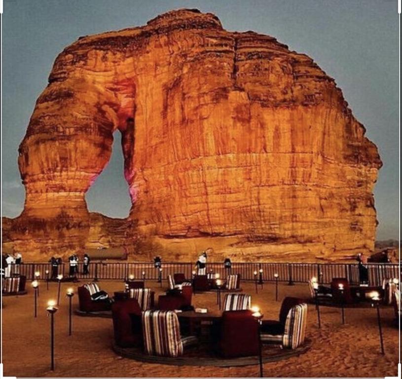 امتطت الحصان.. هذا ما حدث في العلا السعودية وفجر موجة غضب على مواقع التواصل! 15