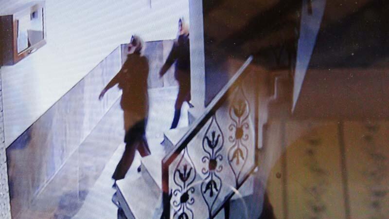 بالفيديو| 3 نساء يسرقن 20 ألف ليرة من شقة سكنية شرق البلاد 13