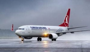وزير السياحة التركي يعلن موعد استئناف الرحلات الجوية