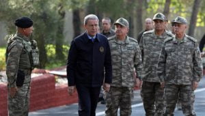 أول تعقيب من وزير الدفاع التركي على الهجوم الارهابي في ديار بكر