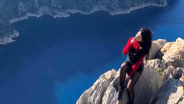 شابة تلقى حتفها في انطاليا بعدما التقطت هذه الصورة(شاهد) 1