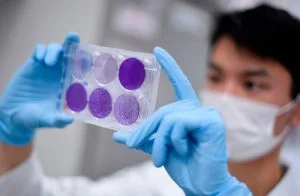 توقف دراسة عن دواء محتمل لكورونا بعد “مؤشر خطير”