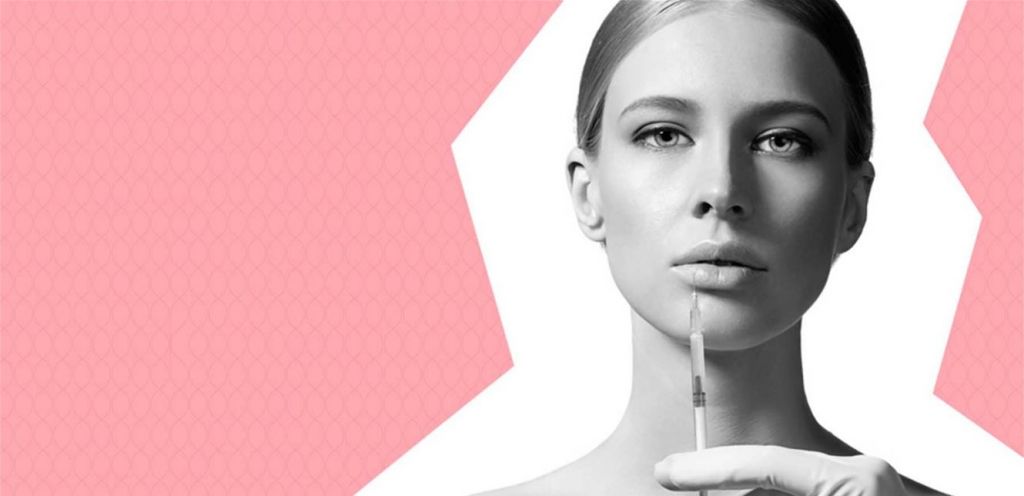 نجمة شهيرة تفاجئ جمورها بإطلالتها الأخيرة.. خضعت لعملية تجميل؟ (صورة) 23