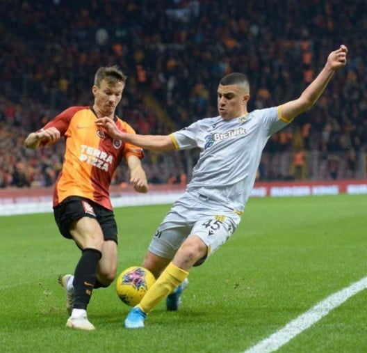 كريم حافظ يكشف عن هدفه الأسمى 9