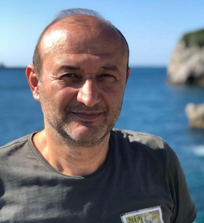   رسالة مؤثرة جداً من تركي لصديقه قبل وفاته بـ"كورونا" 11